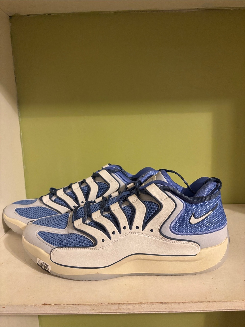 Authentic Nike kD 18 Boys &Girls Club Royal pulse Gray shoes Size.10.5